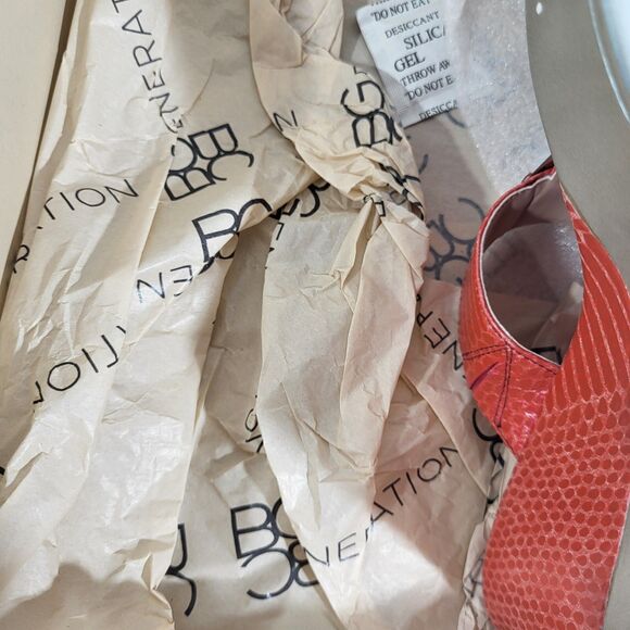 BCBGeneration size 7 Coral Pink Luster Snake wedge sandals New In Box - Picture 6 of 11